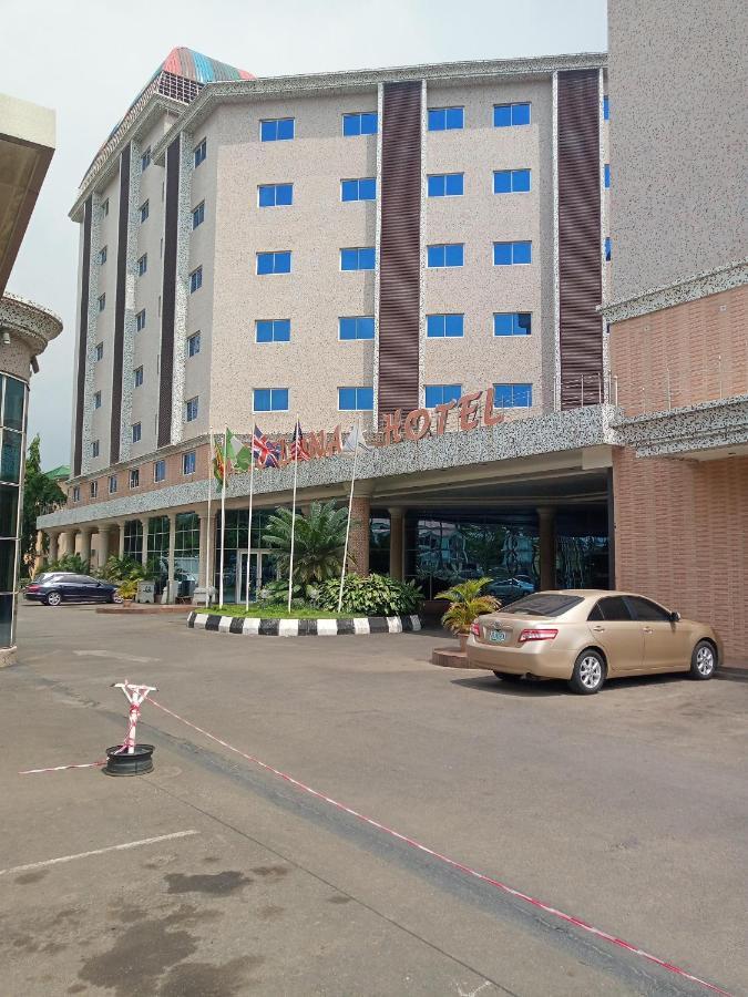 Barcelona Hotels, Abuja Mobushipe Buitenkant foto